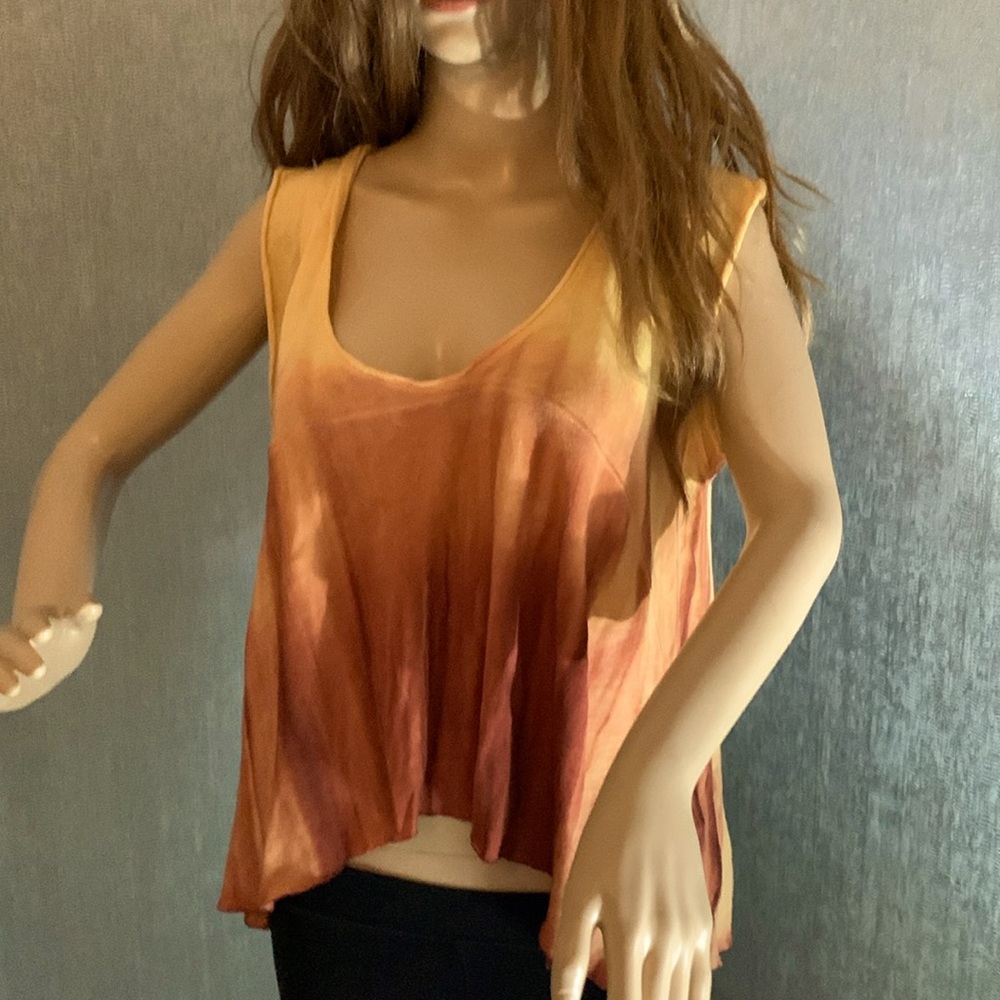 Free people top. NWT.